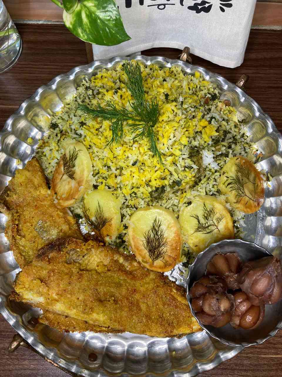 طرز تهیه سبزی پلو با ماهی ،شب عید مرحله 6 