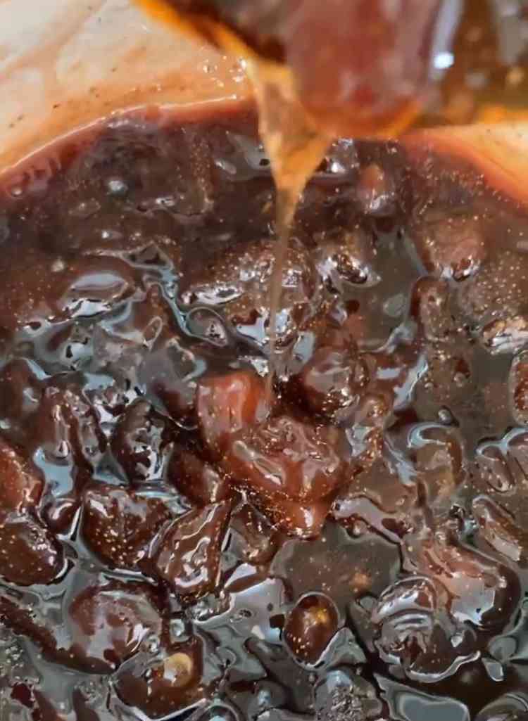 طرز تهیه مربا توت فرنگی مرحله 3 